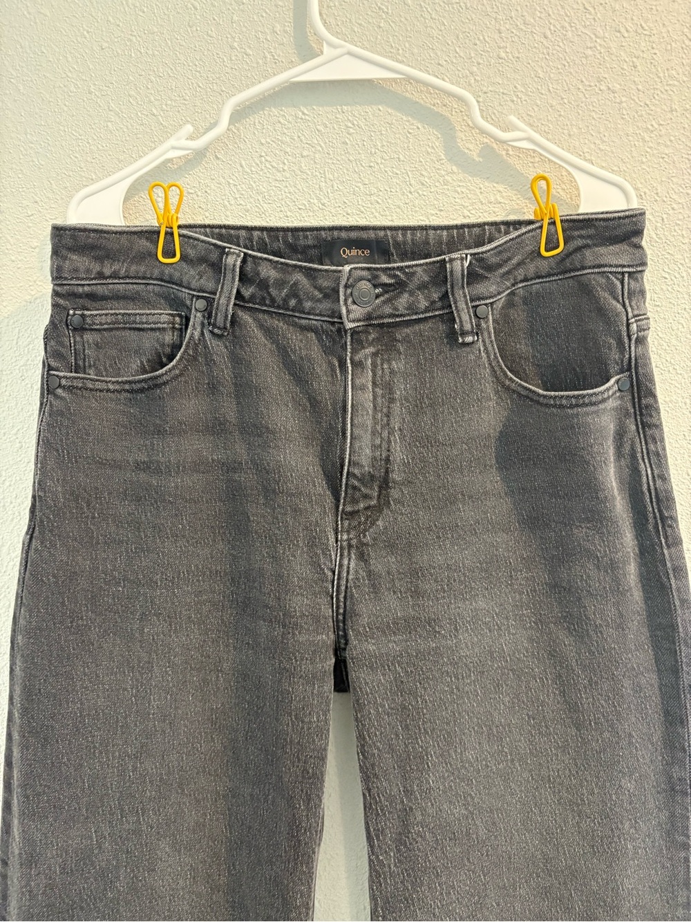 Quince Jeans - Bella Stretch Relaxed Straight Jeans in Charcoal Black (size 31) - Picture 2 of 7